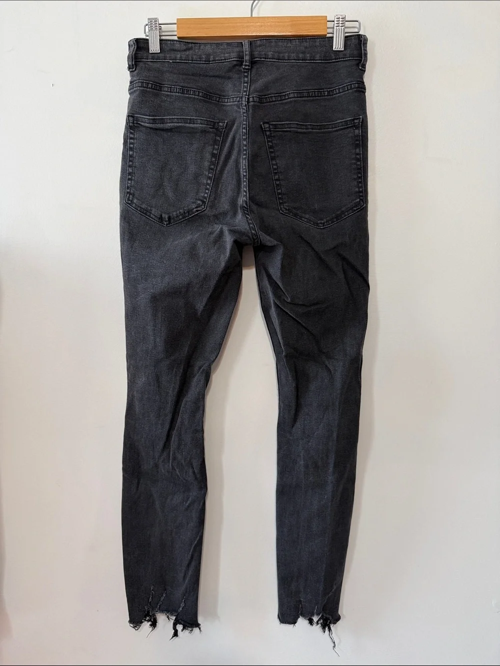 H&M Black Curvy Fit Ultra High Jeggings